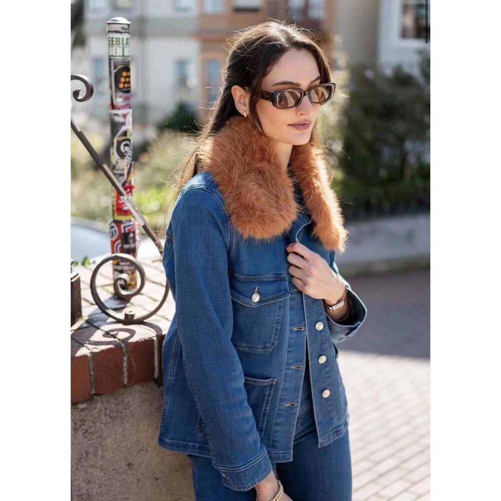 NWT‎ MerSea Faux Fur Cozy Cabin Fleece Beige Collar OS